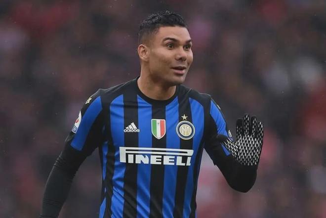 卡塞米罗转会国米：曼联薪资改革下的老将抉择