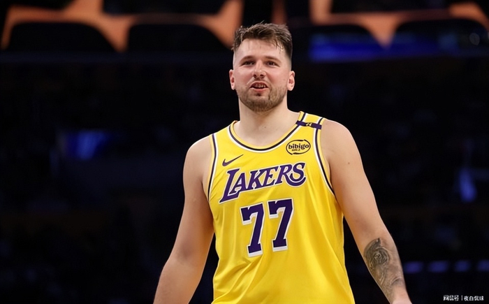 卢卡·东契奇统治力爆表 技术犯规危机威胁MVP之