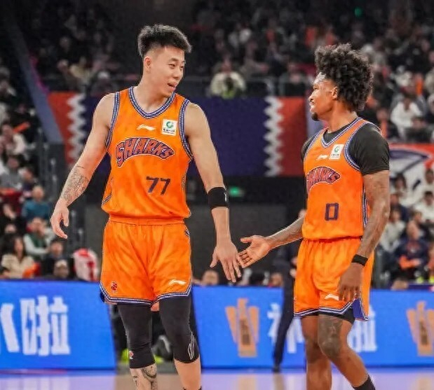 辽宁6连胜领跑，上海8连胜霸榜，郭昊文爆发助同