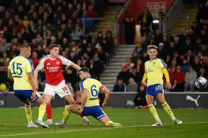 阿森纳足总杯惨败低级别球队创八年纪录